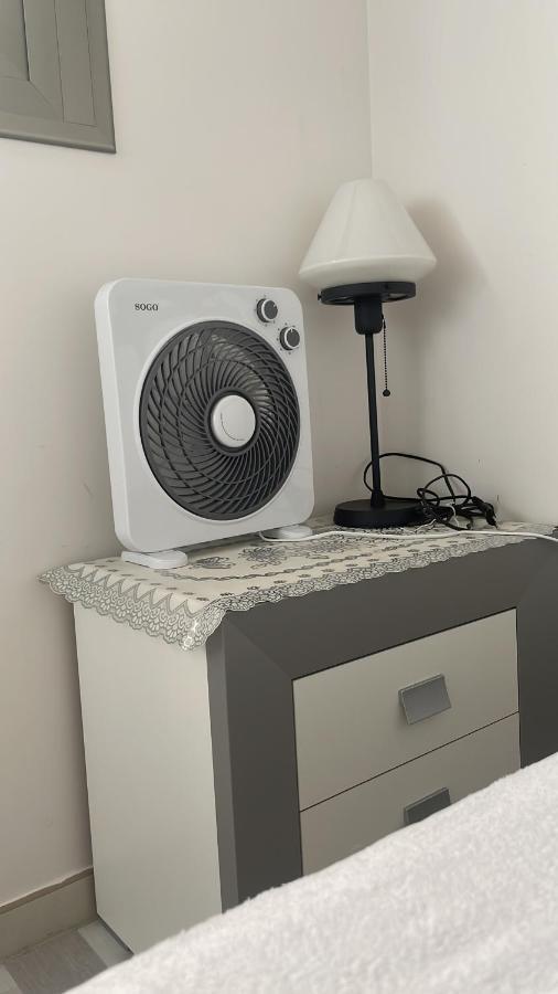 Modern Cozy 2-Bedroom Los Dolses Villamartin Dehesa de Campoamor  エクステリア 写真