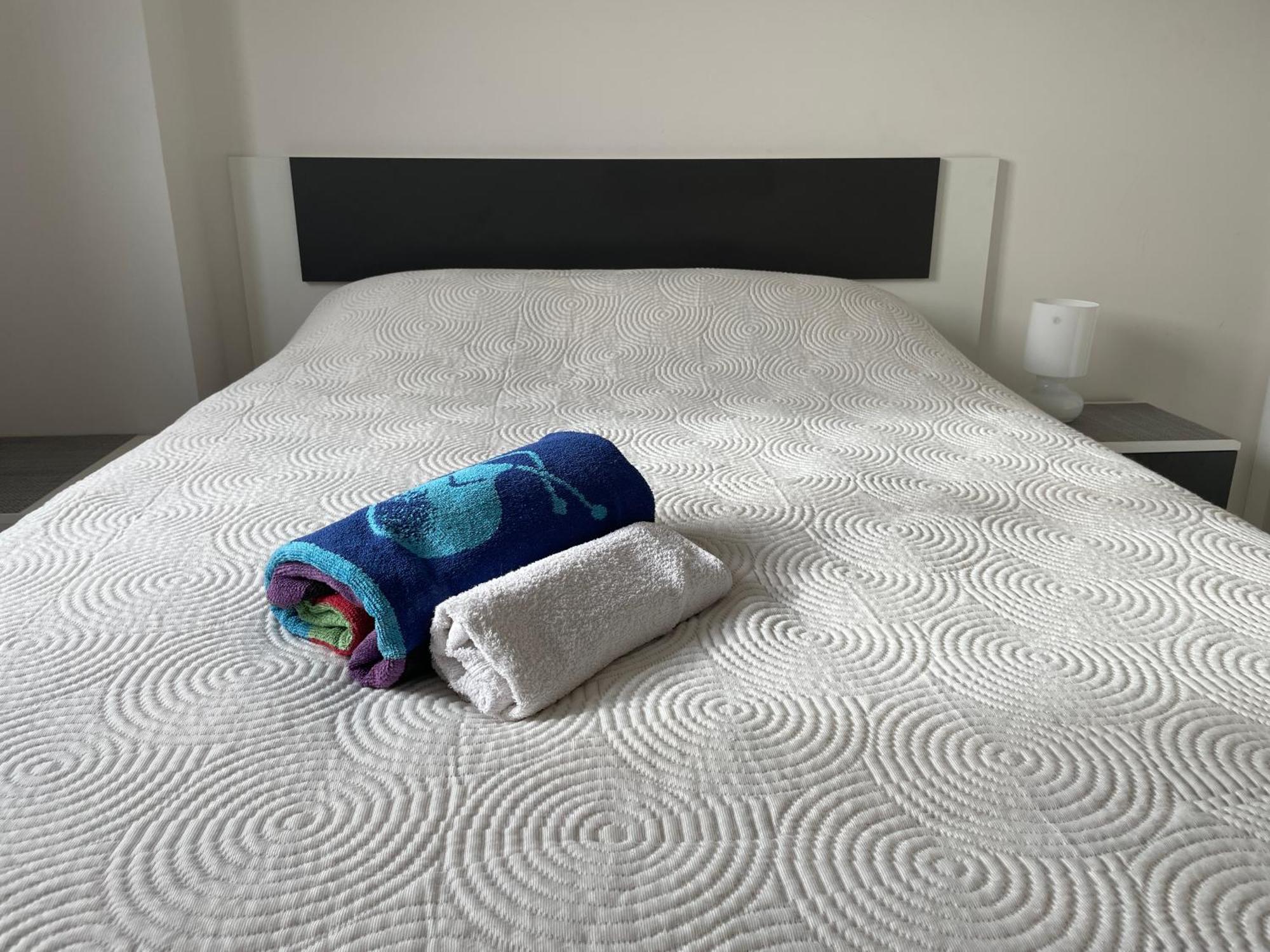 Modern Cozy 2-Bedroom Los Dolses Villamartin Dehesa de Campoamor  エクステリア 写真